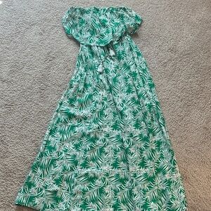 Green and White Leaf Print Maxi Dress